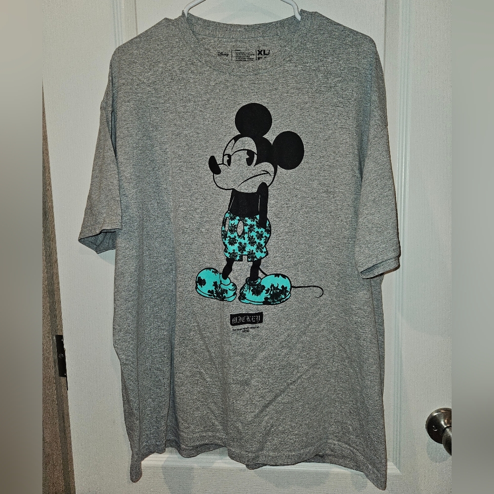 Neff Disney Gray Tropical Mickey Mouse Short Sleeve Graphic Tee Mens Size XL